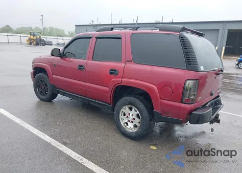 2004 Chevrolet Tahoe Z71 z USA, uszkodzony, nr VIN 1GNEK13Z34R217924